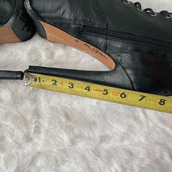 Zigi Girl Leather blk skate  lace up boots with rose gold tone chain acc… - Picture 5 of 12